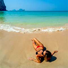 PHI PHI TOUR BAMBOO ISLAND TOUR 